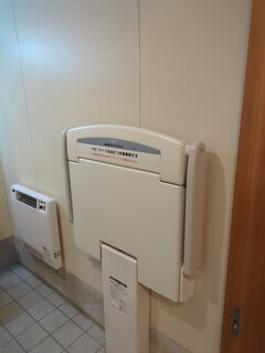 お休処いたくら柳野のおむつ替え設備