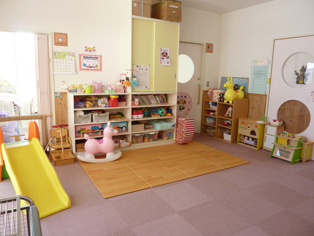 つつじ子育てサロンの室内